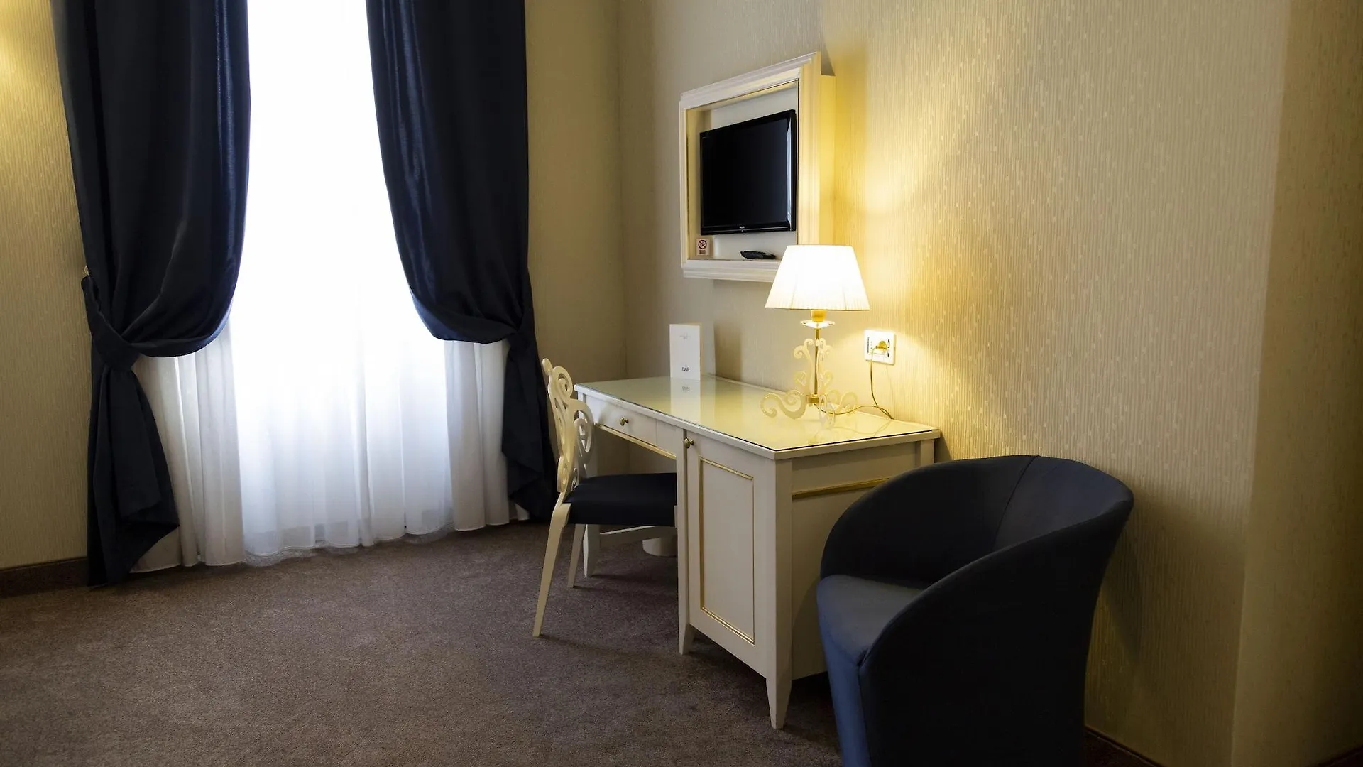 Leonardo Boutique Hotel Rome Monti
